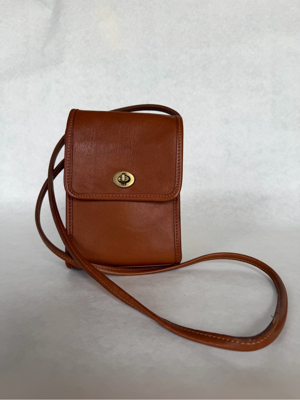 Vintage Coach Scooter Bag 9893